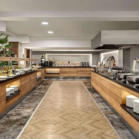 Ramada By Wyndham Hotel 5*