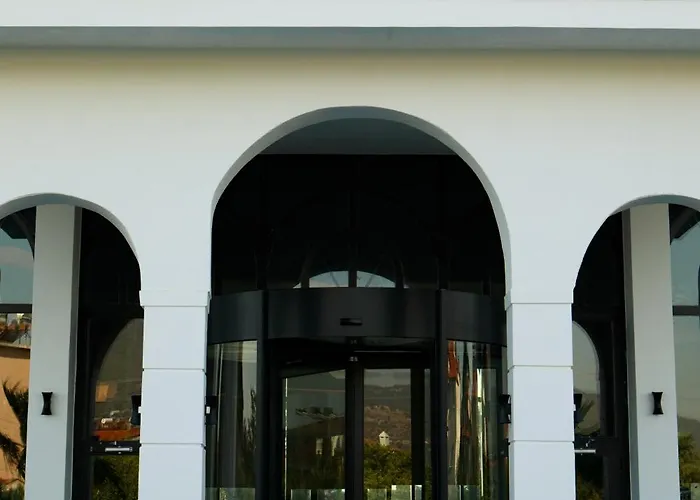 Ramada By Wyndham ダラマン