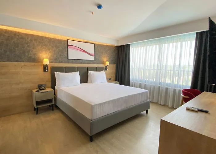 מלון Ramada By Wyndham
