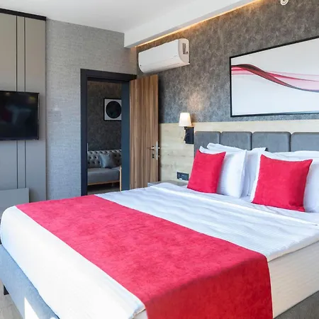 Hotel Ramada By Wyndham 5*