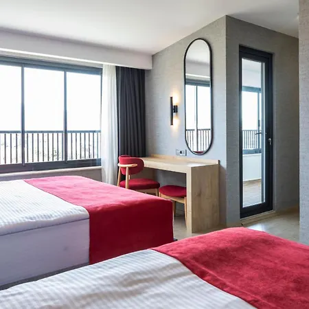 Ramada By Wyndham Hotel 5*