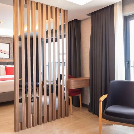 Ramada By Wyndham Hotel 5*