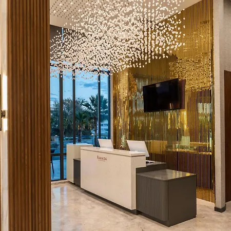 Ramada By Wyndham فندق دالامان