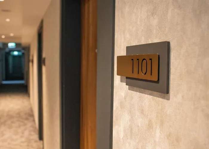 מלון Ramada By Wyndham דלמן