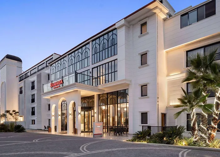 Ramada By Wyndham 5* דלמן