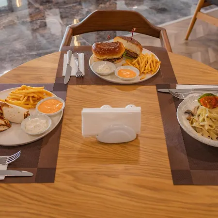 Ramada By Wyndham 5*