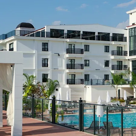 Hotel Ramada By Wyndham 5*