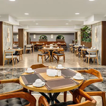 Hotel Ramada By Wyndham